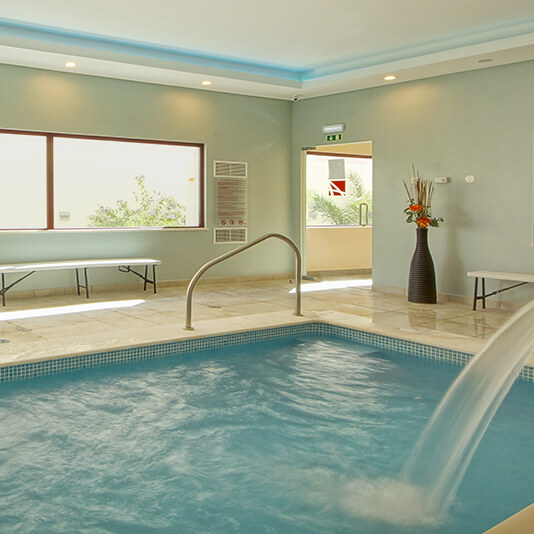 Piscina interior